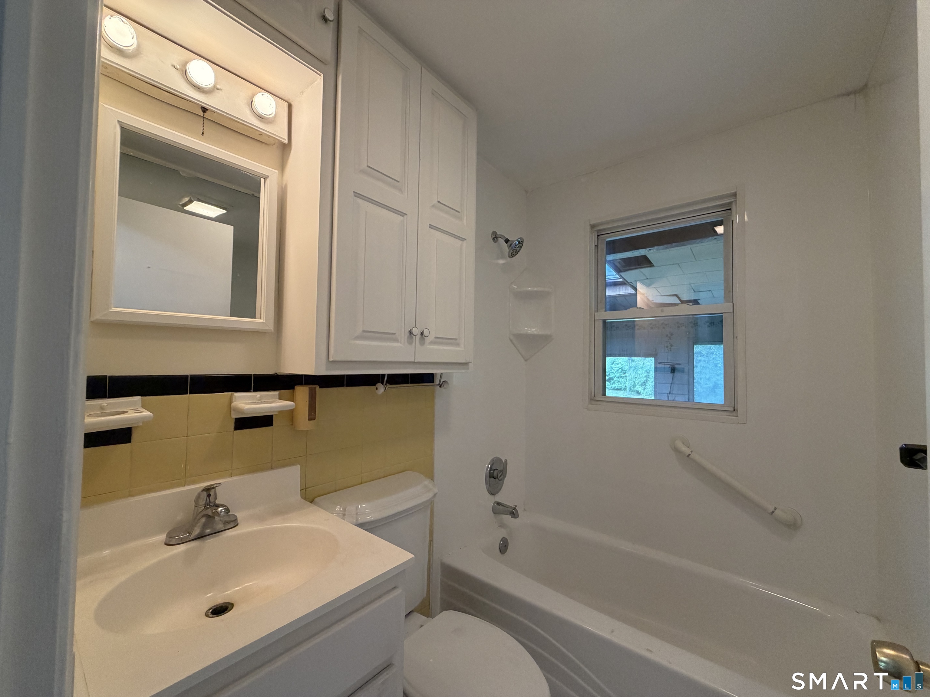 28 Gillette Road Norwich CT 06360