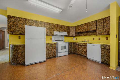 45 Mansfield Road New London CT 06320