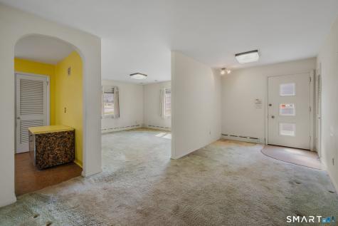 45 Mansfield Road New London CT 06320