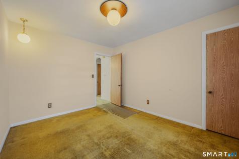 45 Mansfield Road New London CT 06320