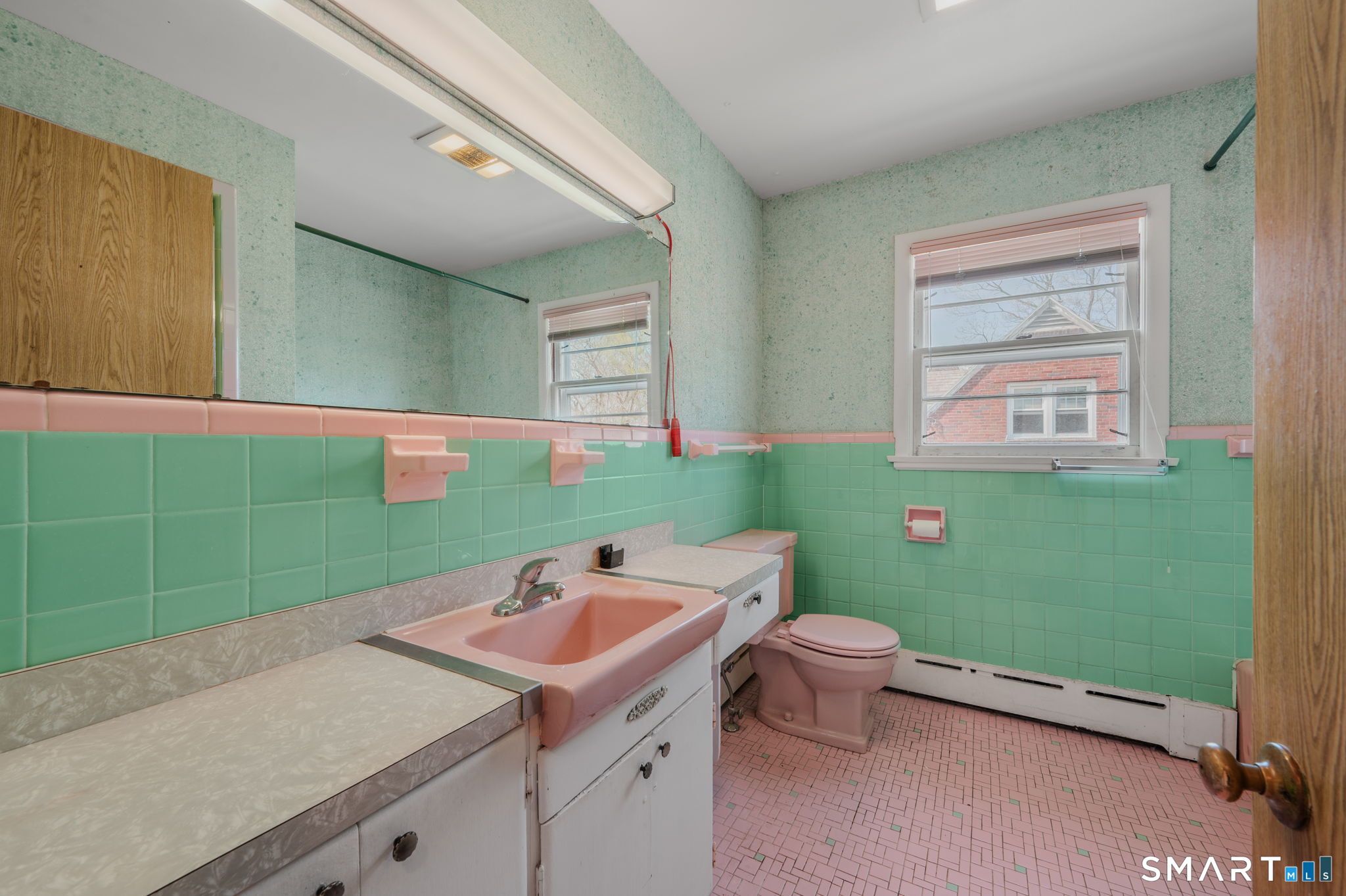 45 Mansfield Road New London CT 06320