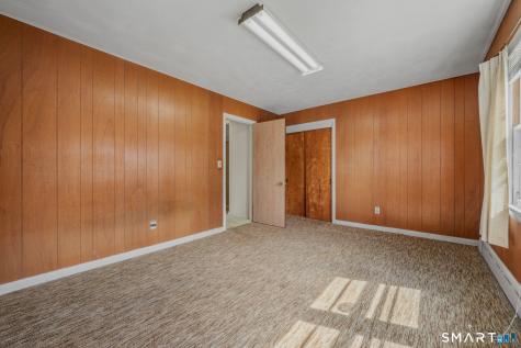 45 Mansfield Road New London CT 06320