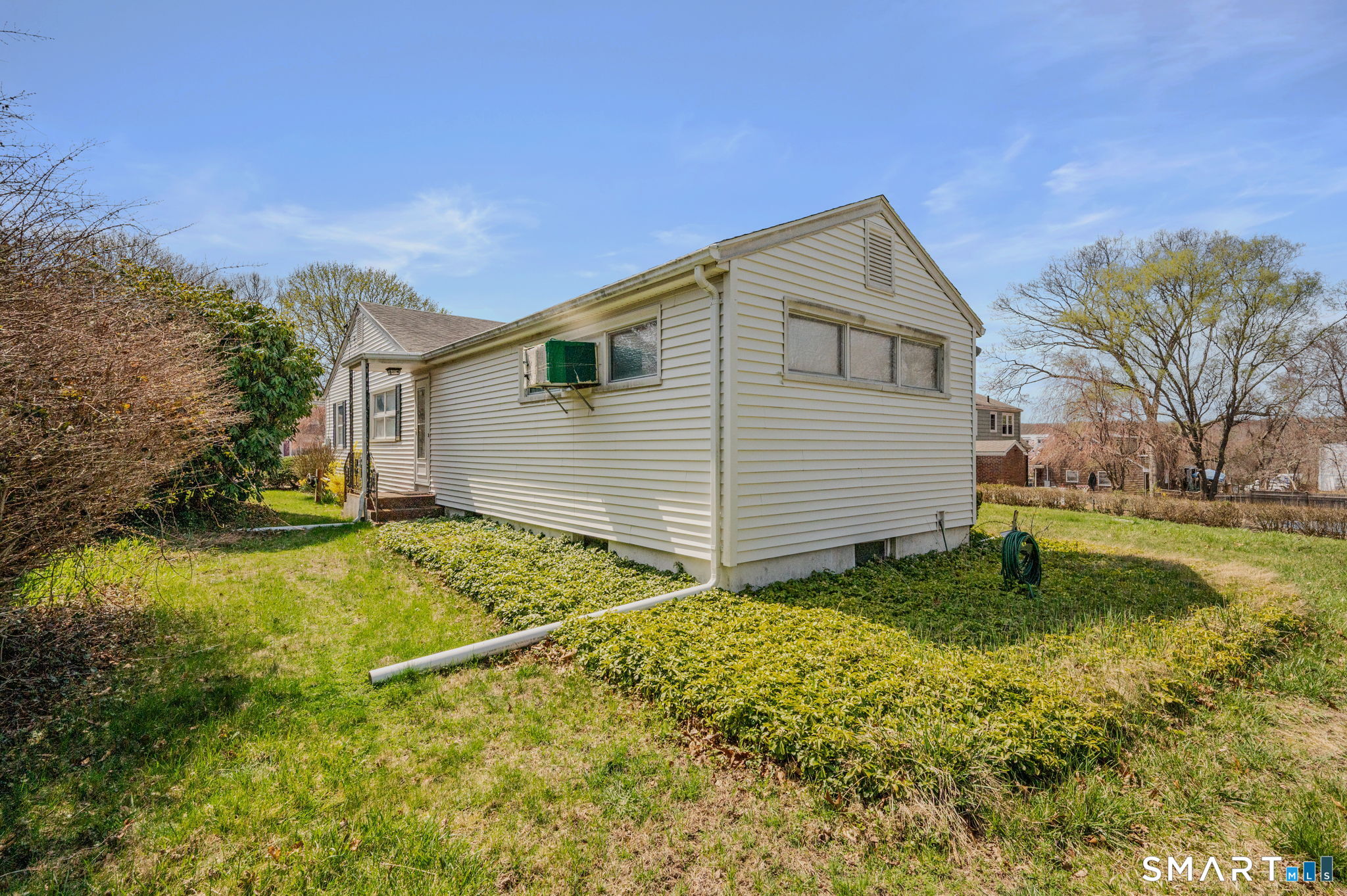 45 Mansfield Road New London CT 06320
