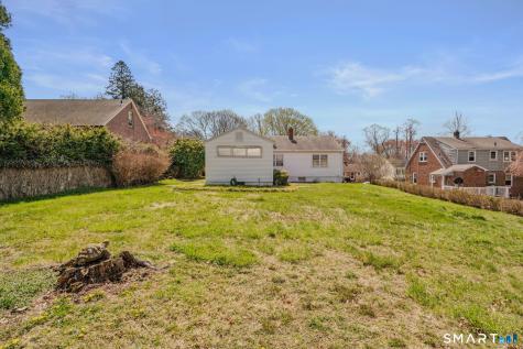 45 Mansfield Road New London CT 06320