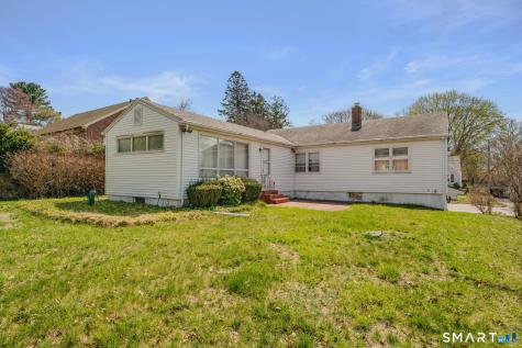 45 Mansfield Road New London CT 06320