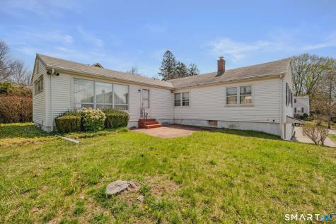 45 Mansfield Road New London CT 06320
