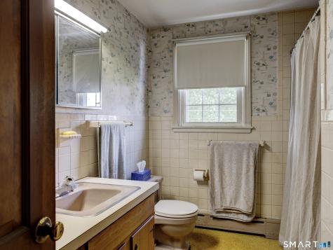 222 Maplewood Avenue Torrington CT 06790