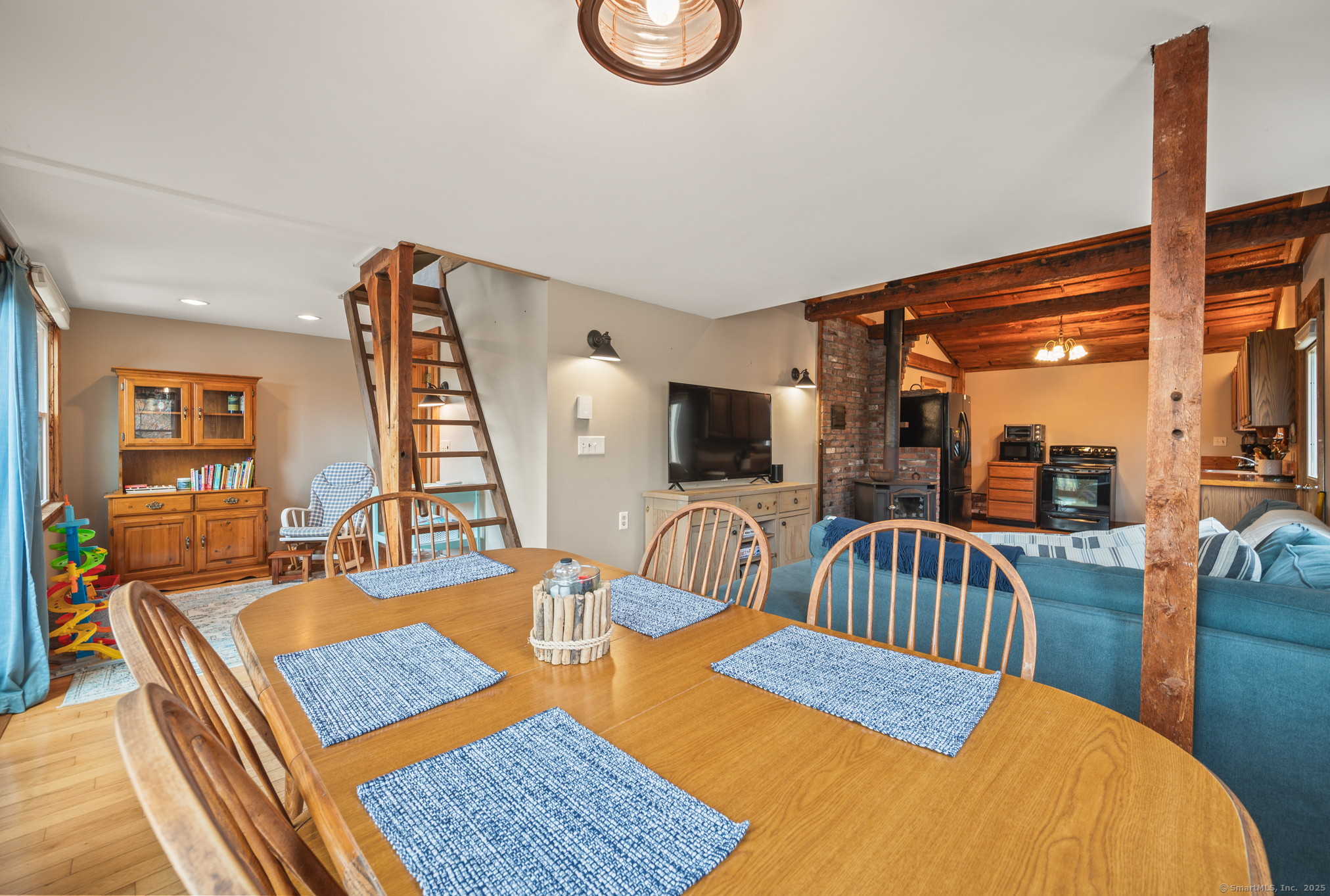 59 Woodland Road Coventry CT 06238