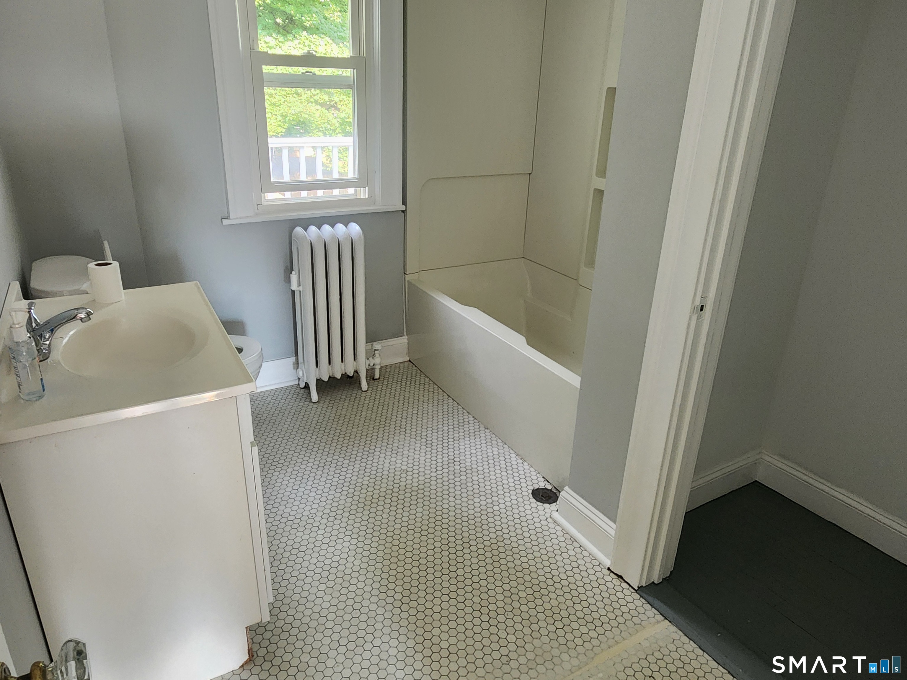 37 Brady Avenue New Britain CT 06052