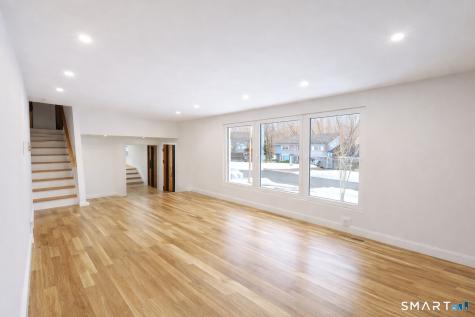 60 Fox Chase Lane West Hartford CT 06107