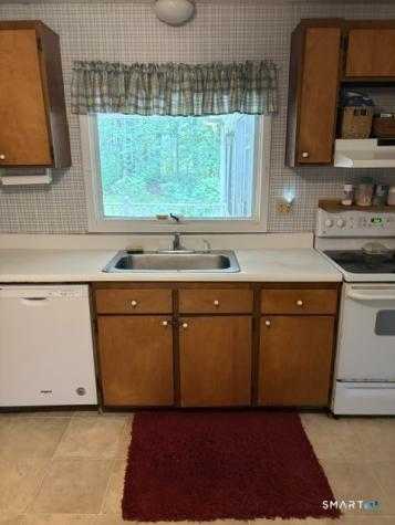 27 Pine Ridge Drive Madison CT 06443