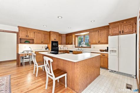 21 Ethan Drive Windsor CT 06095