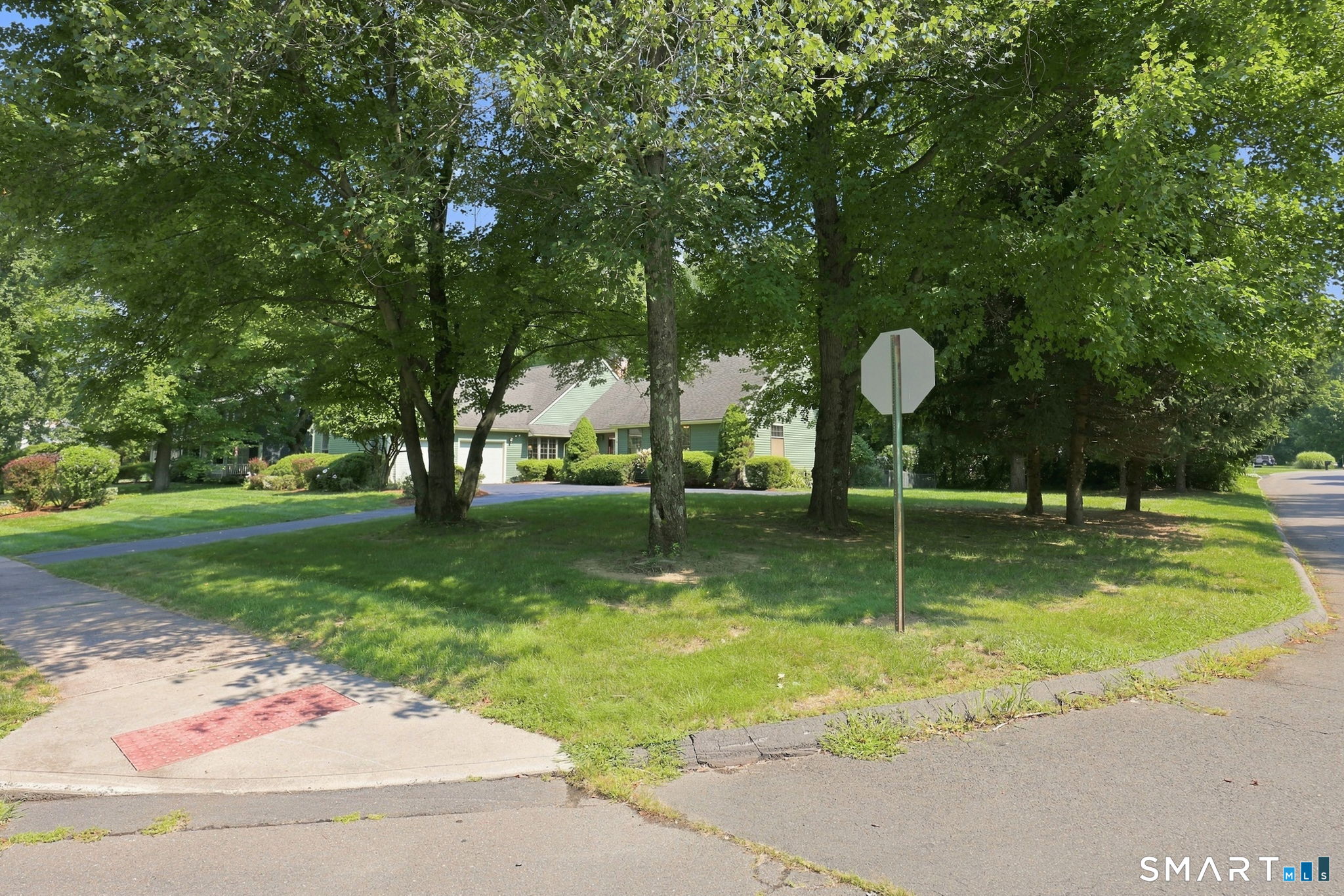 21 Ethan Drive Windsor CT 06095