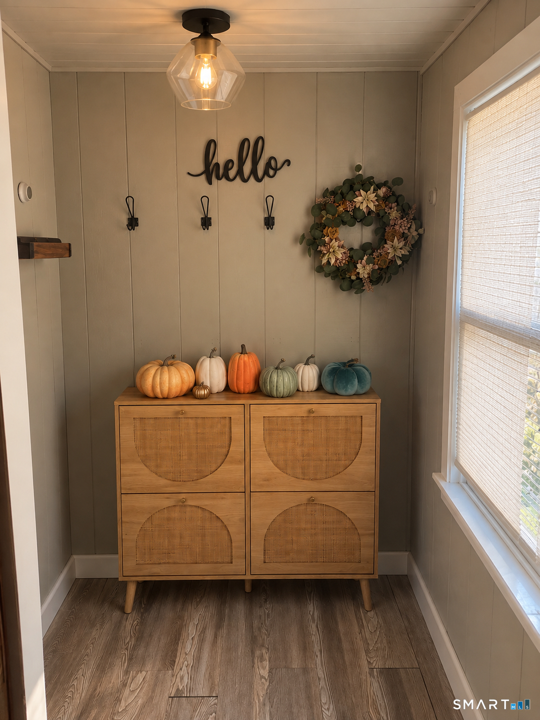 11 Laura Lane New Haven CT 06513