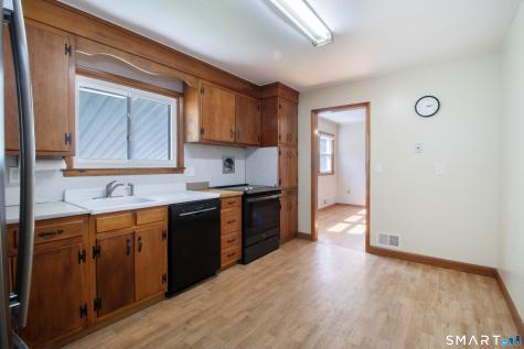 571 Avon Drive Orange CT 06477