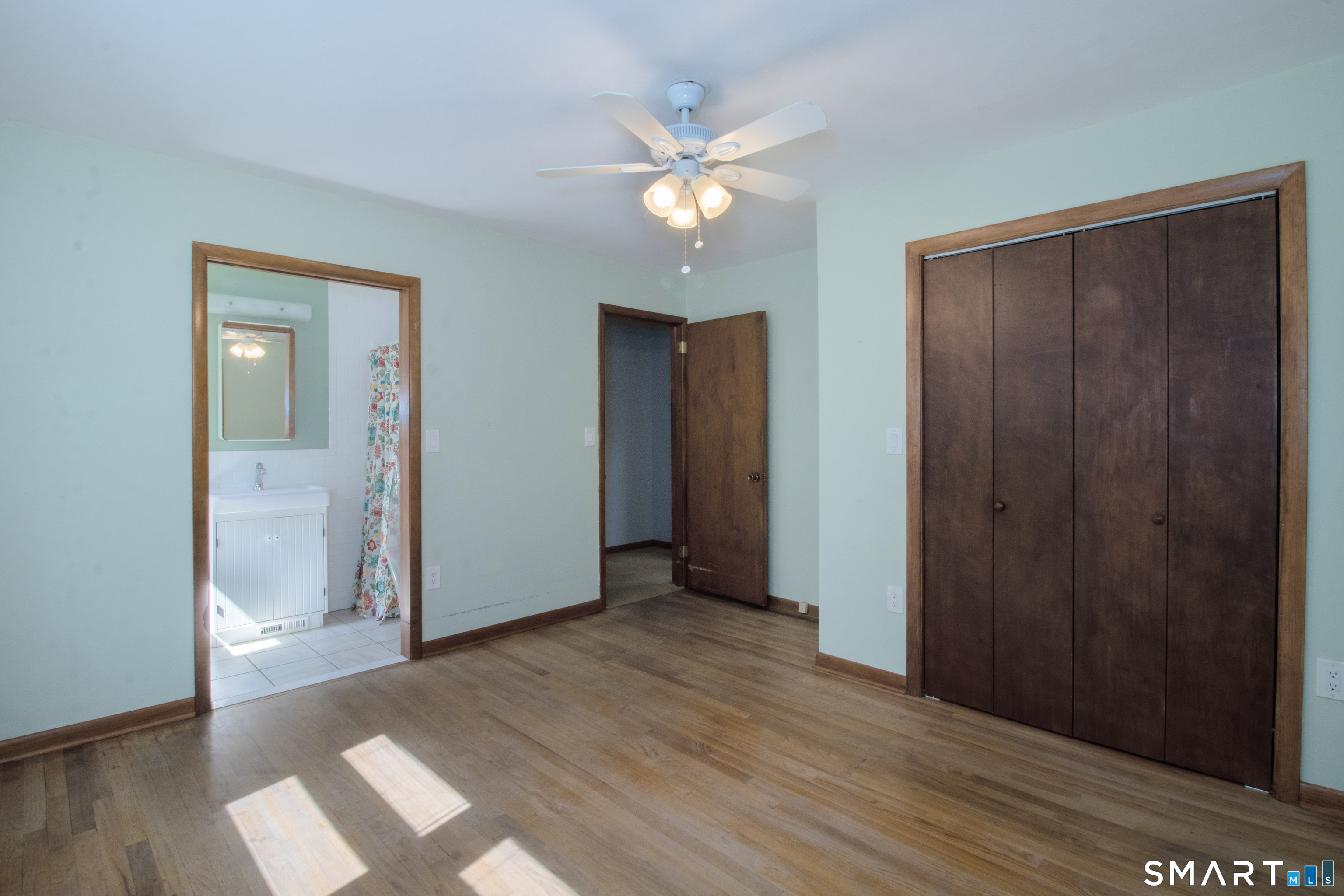 571 Avon Drive Orange CT 06477