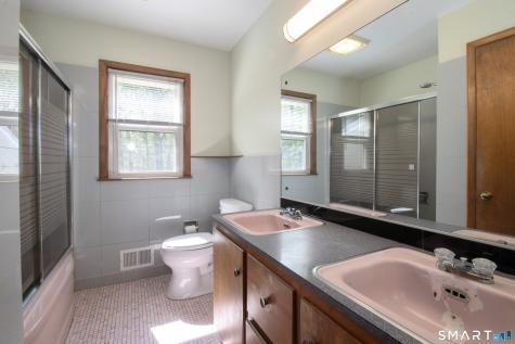 571 Avon Drive Orange CT 06477