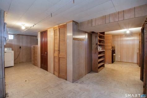 571 Avon Drive Orange CT 06477