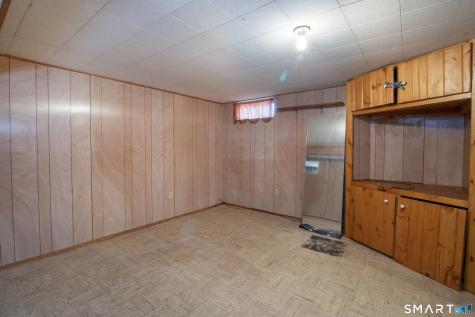 571 Avon Drive Orange CT 06477