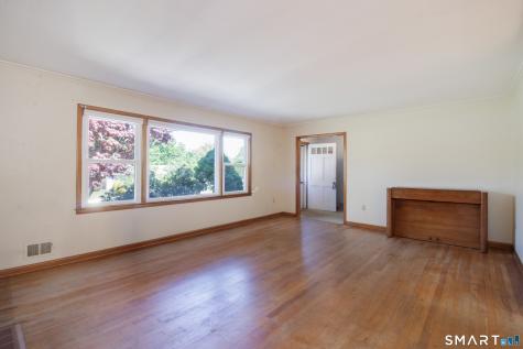 571 Avon Drive Orange CT 06477