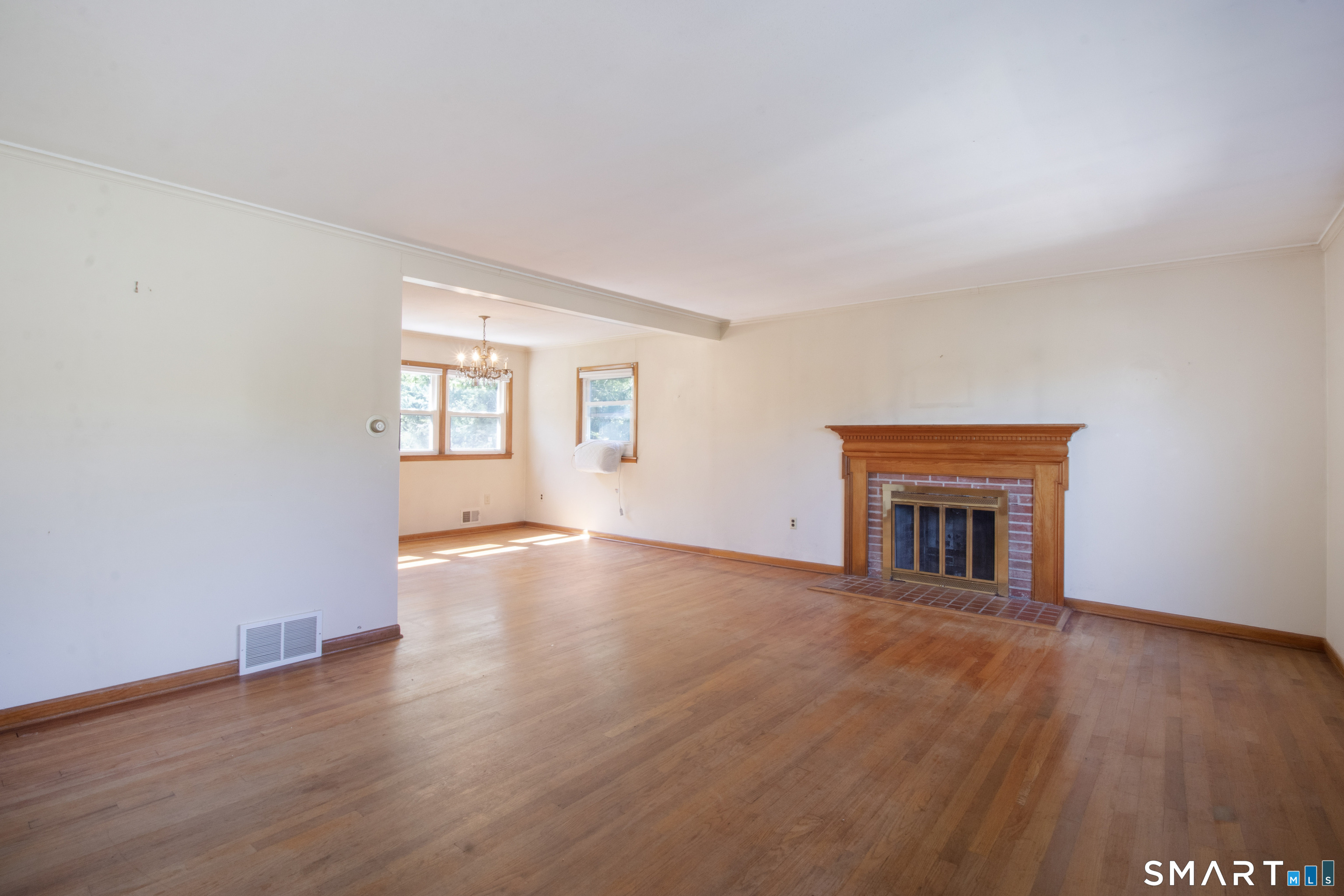 571 Avon Drive Orange CT 06477