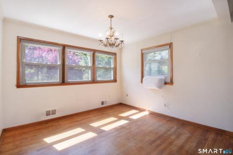 571 Avon Drive Orange CT 06477