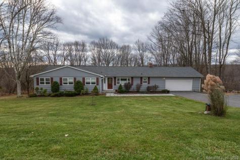8 Maple Lane Brookfield CT 06804
