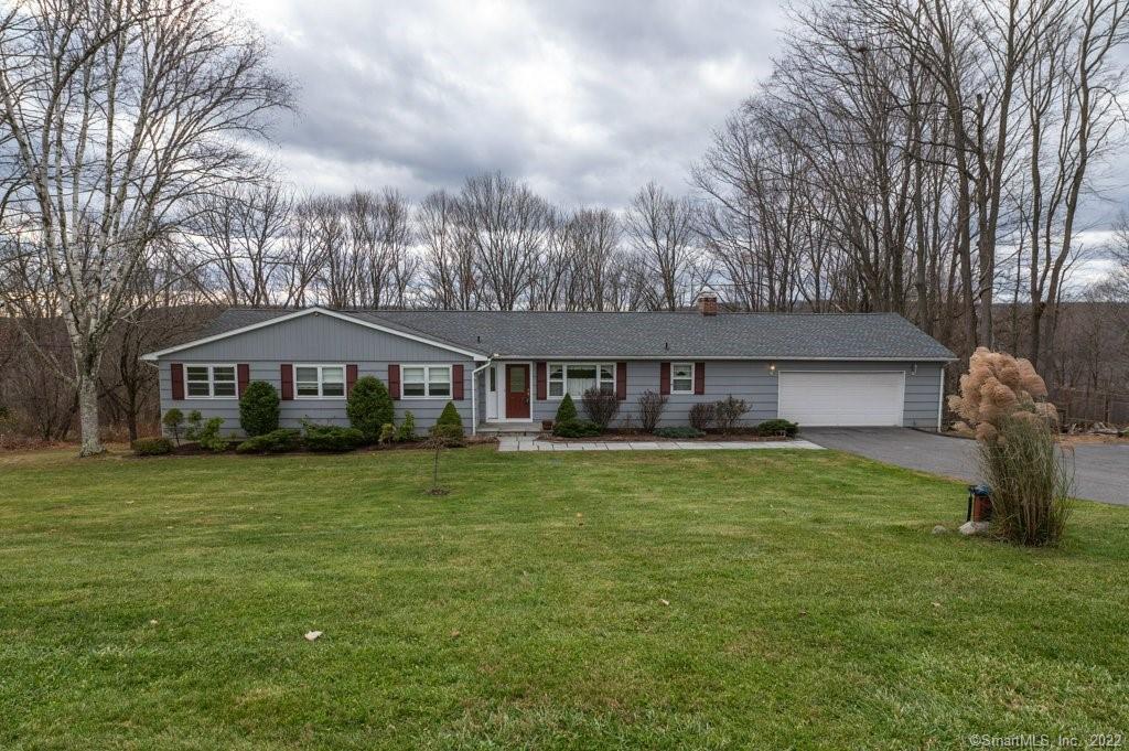 8 Maple Lane Brookfield CT 06804