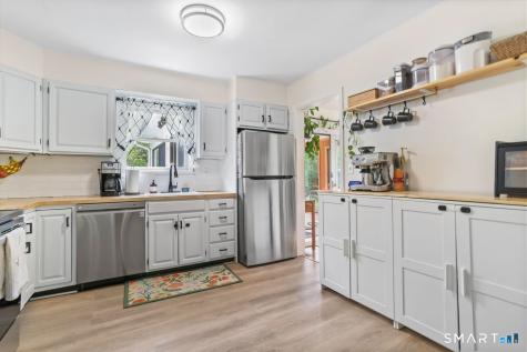 19 Ravenwood Road Norwalk CT 06850