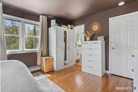 19 Ravenwood Road Norwalk CT 06850