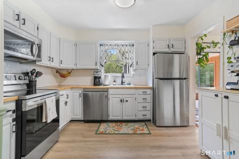 19 Ravenwood Road Norwalk CT 06850