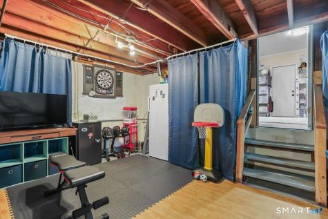 19 Ravenwood Road Norwalk CT 06850