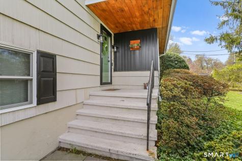 19 Ravenwood Road Norwalk CT 06850