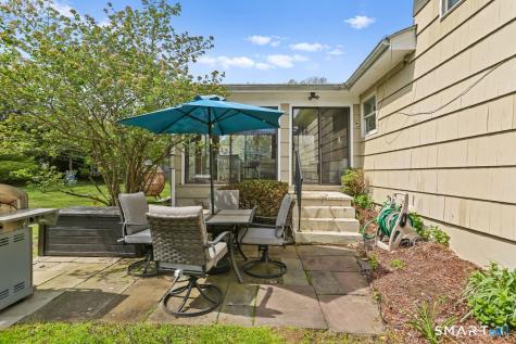 19 Ravenwood Road Norwalk CT 06850