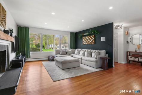 19 Ravenwood Road Norwalk CT 06850
