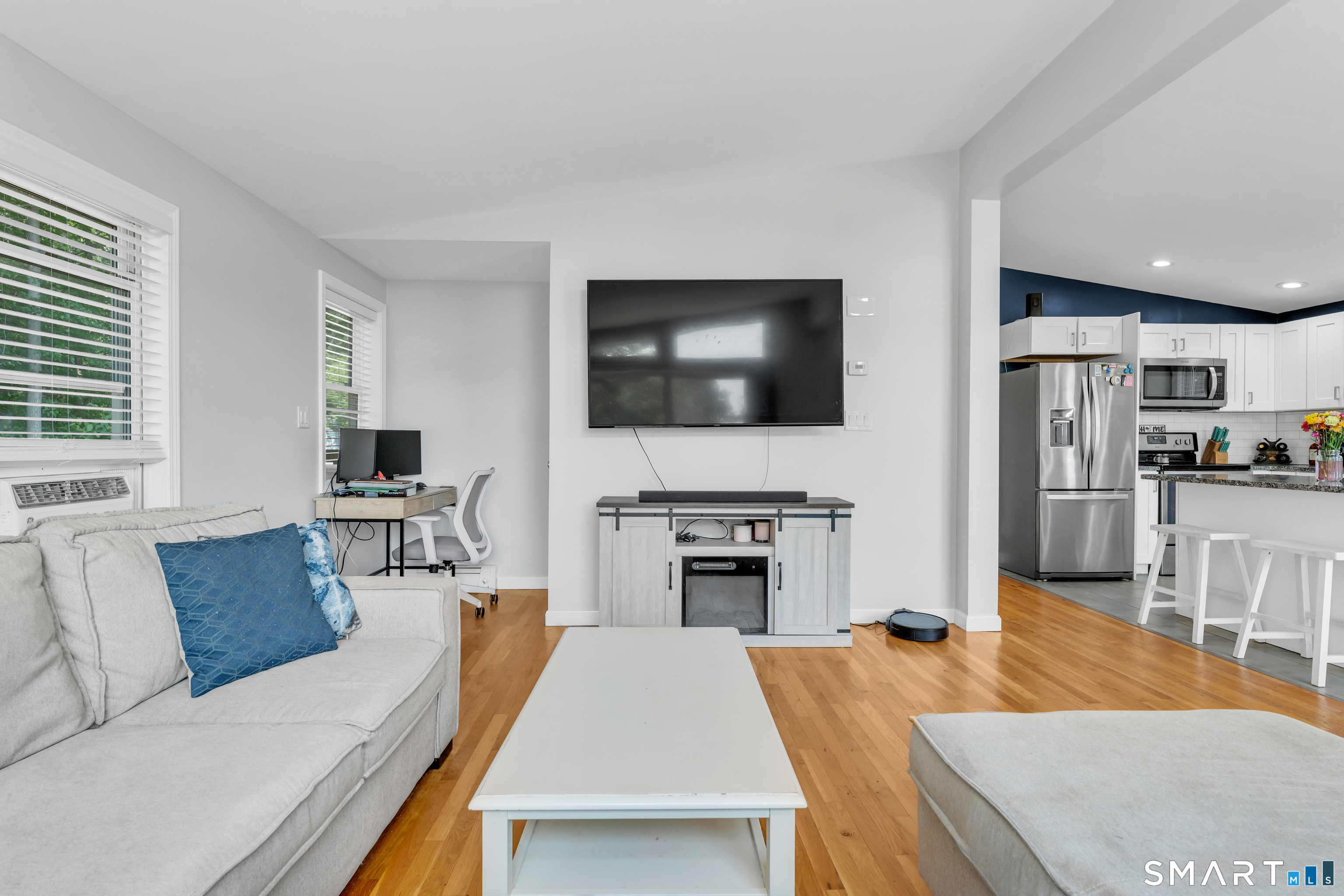95 Crest Drive Groton CT 06355