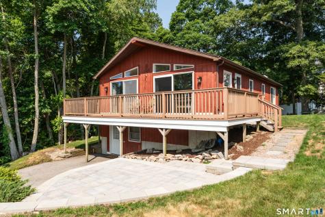 95 Crest Drive Groton CT 06355