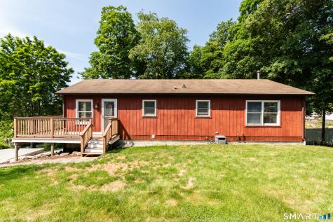 95 Crest Drive Groton CT 06355