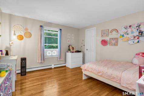 95 Crest Drive Groton CT 06355