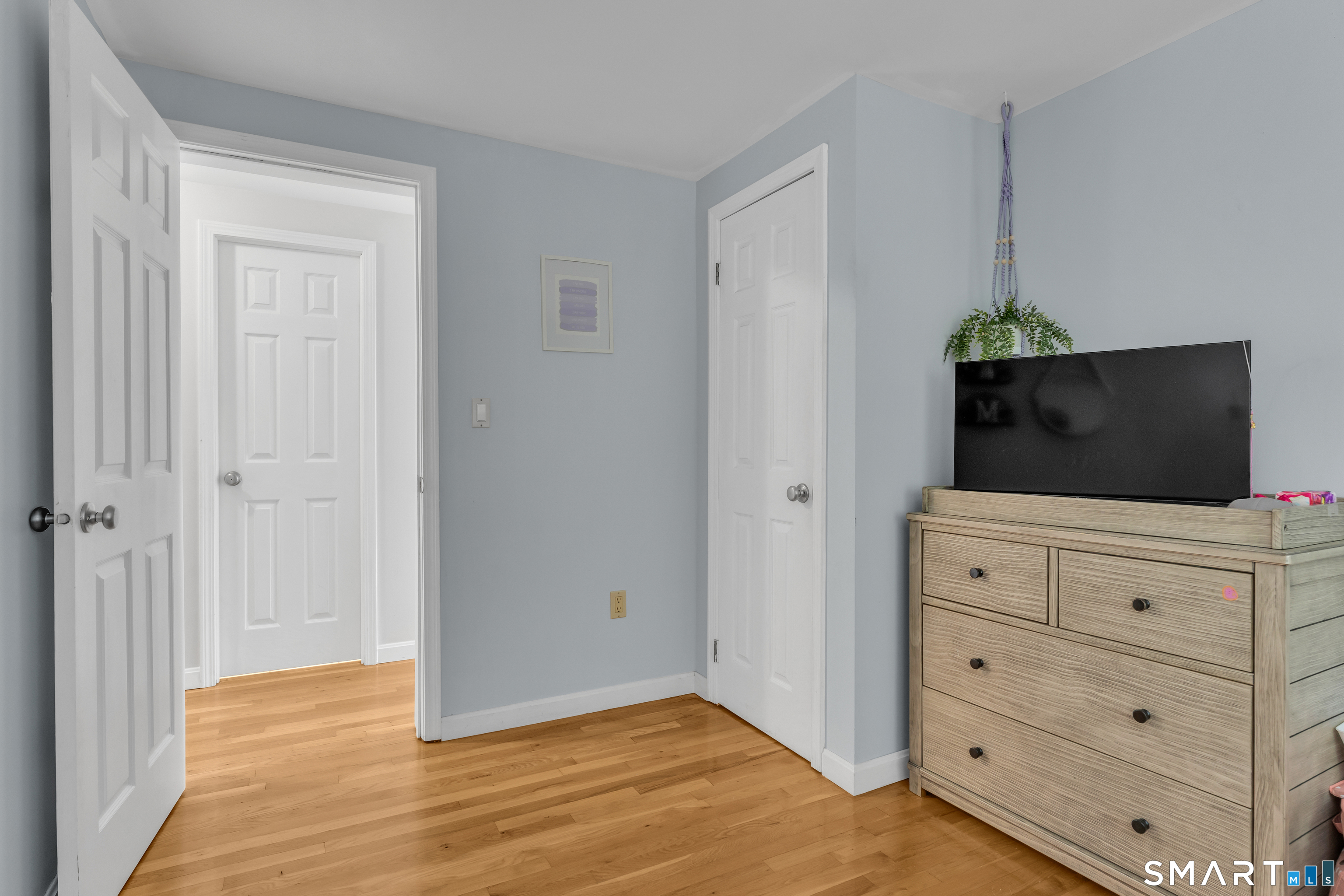 95 Crest Drive Groton CT 06355