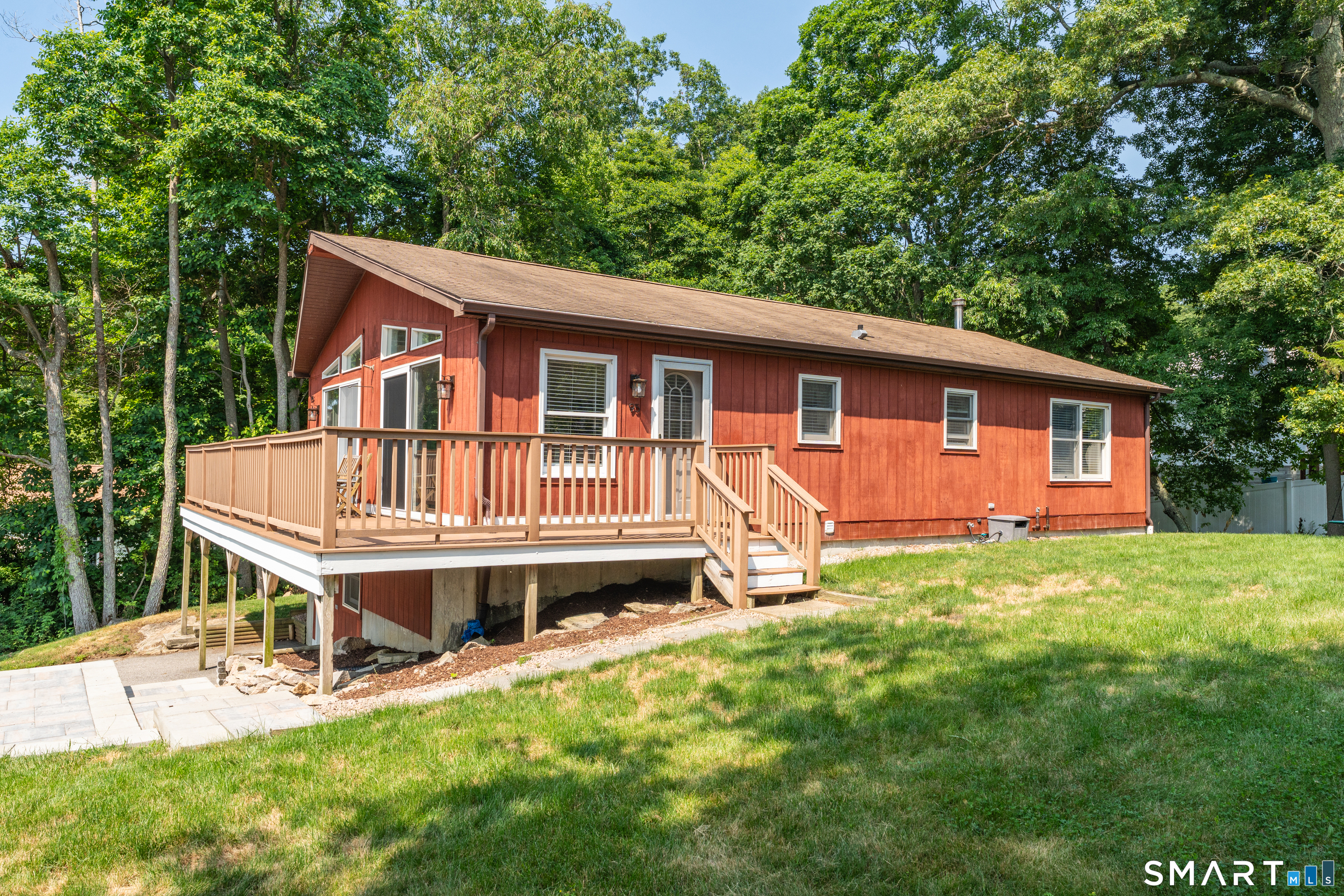 95 Crest Drive Groton CT 06355