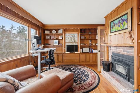 158 Westledge Road Simsbury CT 06092