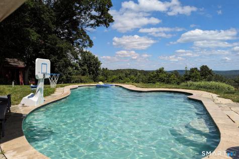 158 Westledge Road Simsbury CT 06092