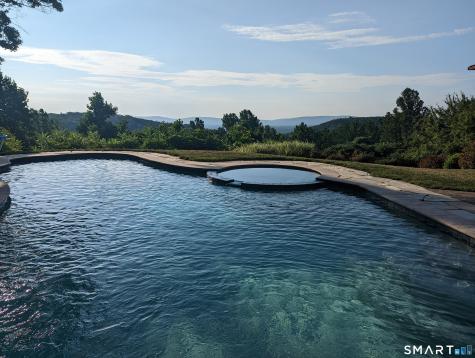 158 Westledge Road Simsbury CT 06092