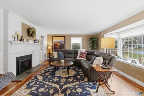 158 Westledge Road Simsbury CT 06092