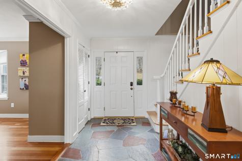 158 Westledge Road Simsbury CT 06092