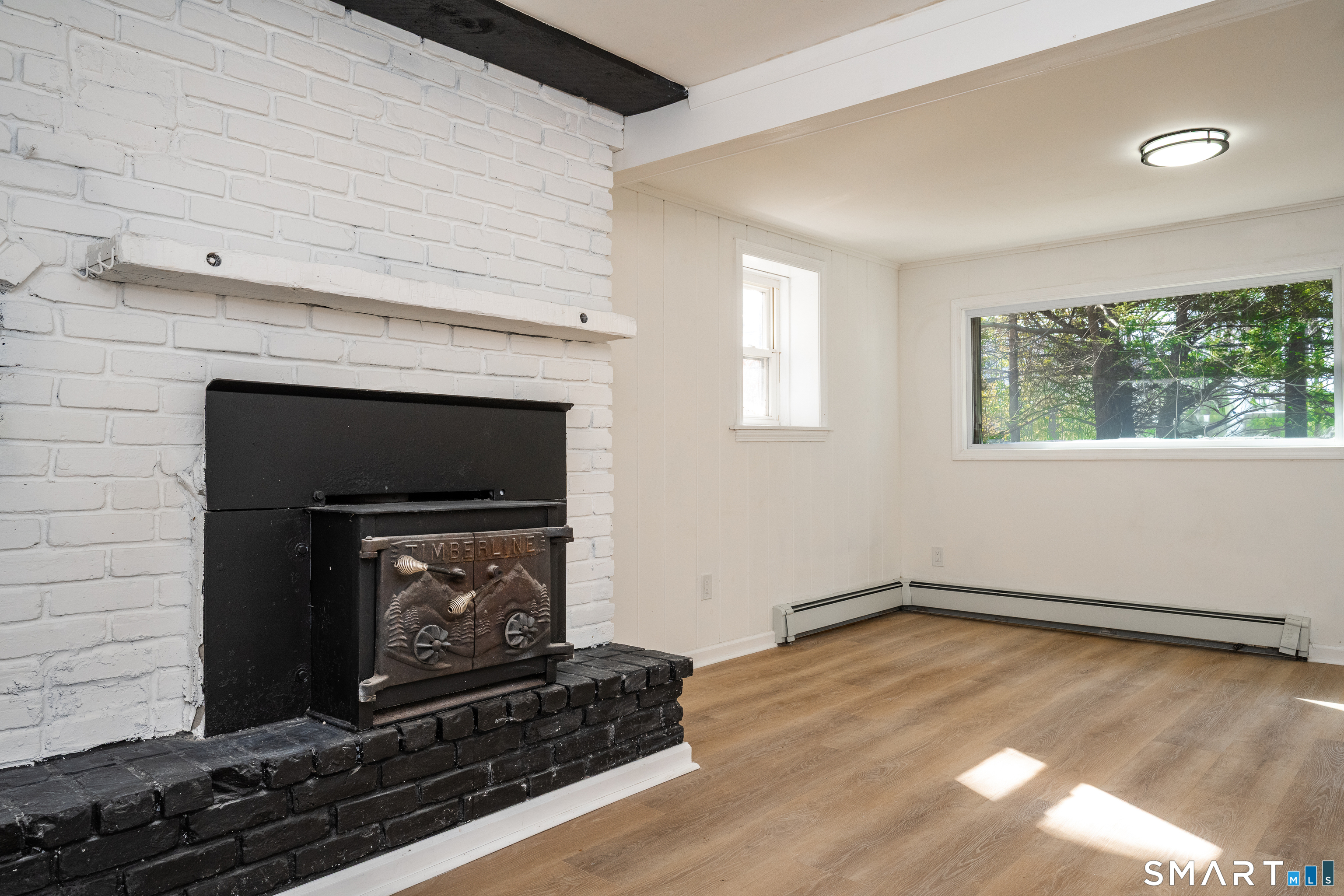 E. Main Street Canaan CT 06018