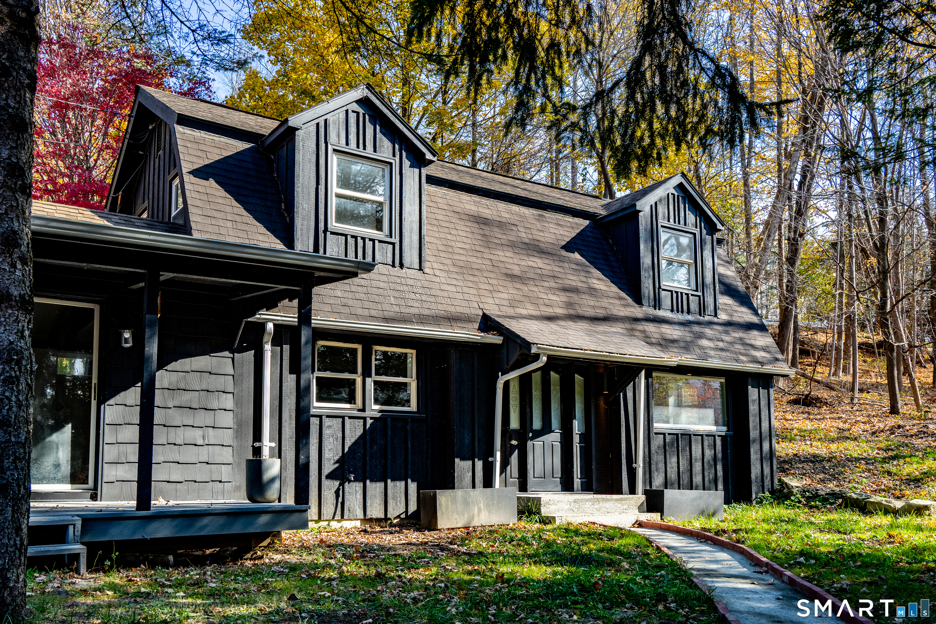 E. Main Street Canaan CT 06018