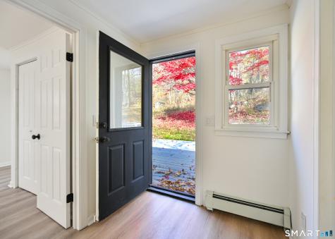 E. Main Street Canaan CT 06018