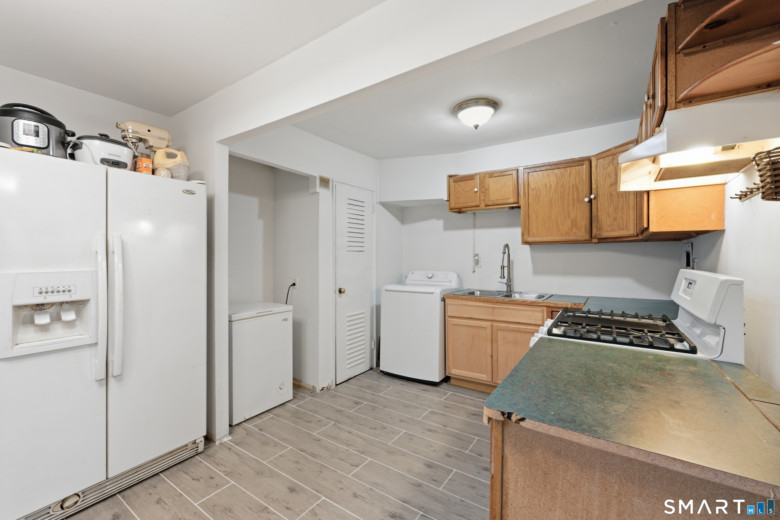190 Mcgrath Court Stratford CT 06615